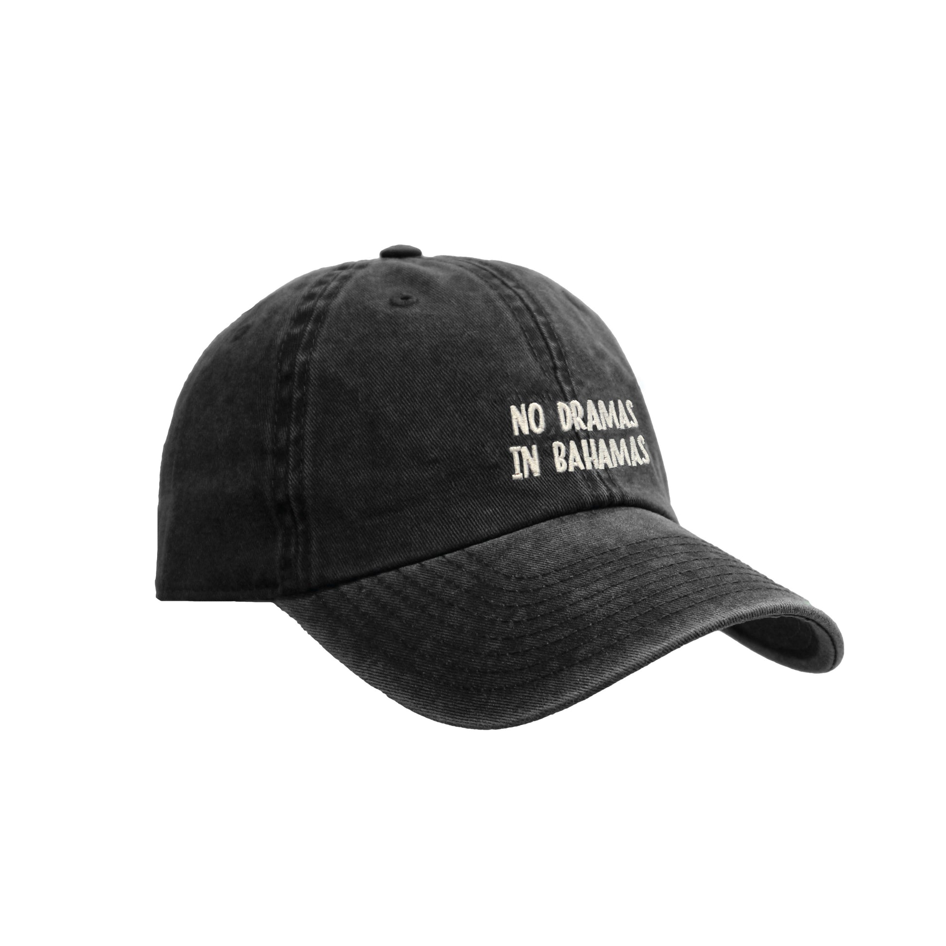 Gorra No Dramas In Bahamas granate efecto lavado, ajustable. Black No Dramas In Bahamas cap washed effect fabric, adjustable strap-back closure. 6 Panel Dad Cap. 100% cotton.