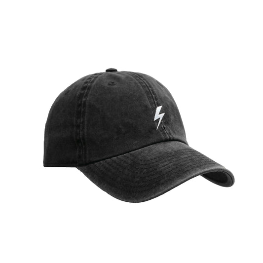 Embroidered Thunder black cap, washed effect fabric, adjustable strap-back closure. 6 Panel Dad Cap. 100% cotton. Cool and comfortable unisex hat.  Gorra con rayo bordado. efecto lavado o desgastado. Ajustable. 100% algodón. Cómoda, super fashion y de moda. 